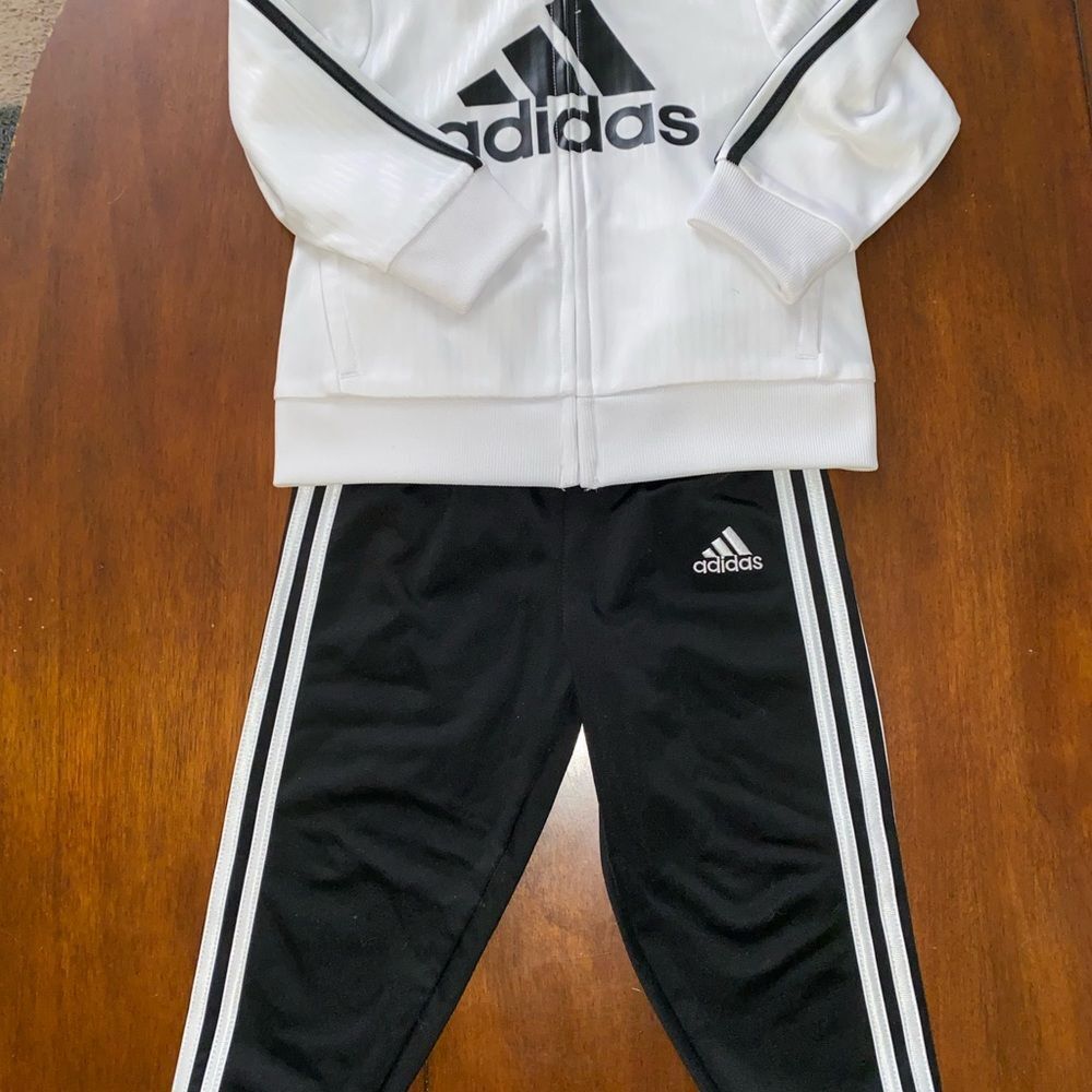 Adidas track suits 18‎ months - Picture 2 of 7